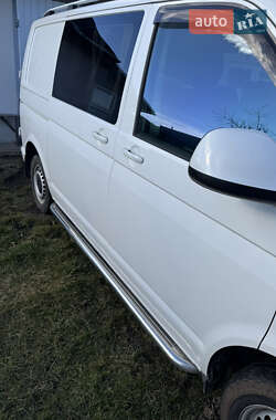 Минивэн Volkswagen Transporter 2015 в 
