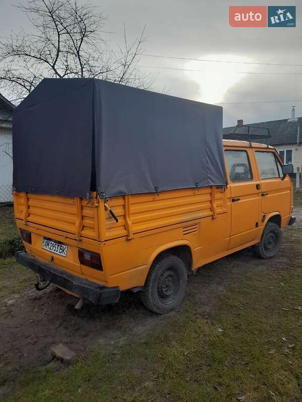 Минивэн Volkswagen Transporter 1990 в Сарнах