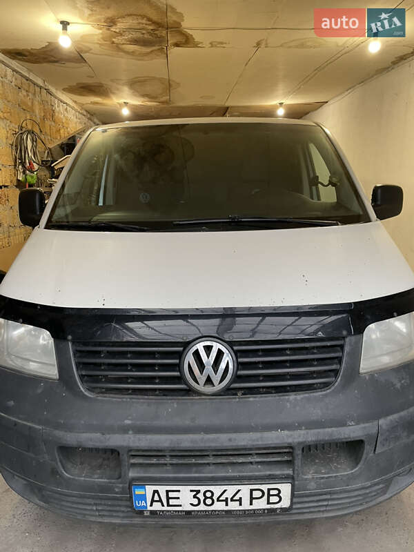Вантажний фургон Volkswagen Transporter 2007 в 