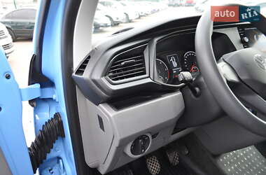 Грузовой фургон Volkswagen Transporter 2021 в 