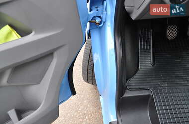 Грузовой фургон Volkswagen Transporter 2021 в 