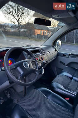 Грузовой фургон Volkswagen Transporter 2005 в 