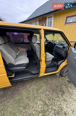 Минивэн Volkswagen Transporter 2002 в Верхнем Синевидном