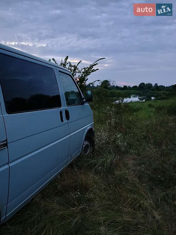 Минивэн Volkswagen Transporter 2002 в Днепре