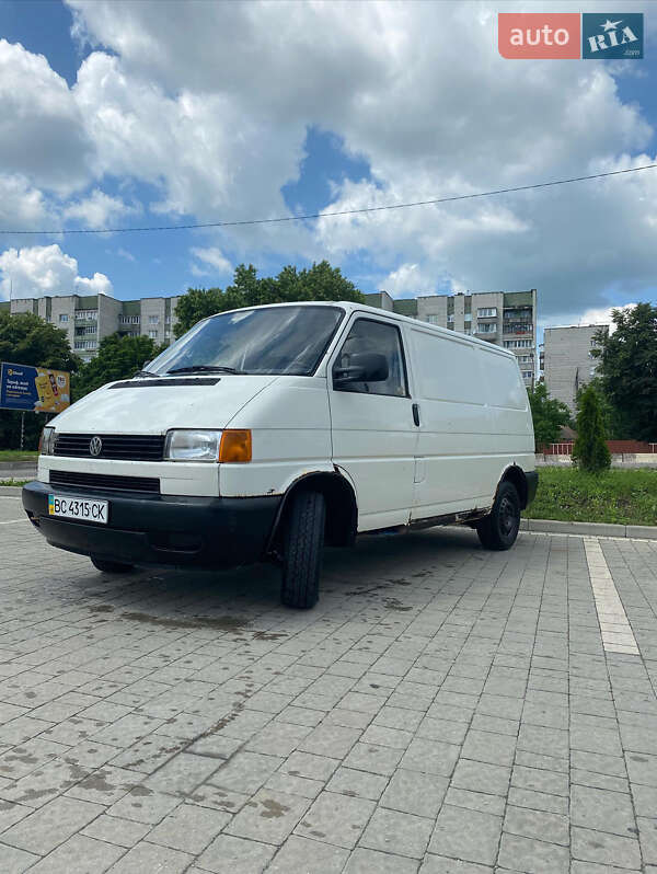 Грузовой фургон Volkswagen Transporter 1997 в Дрогобыче