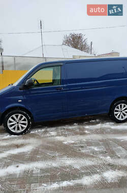 Вантажний фургон Volkswagen Transporter 2014 в Тернополі