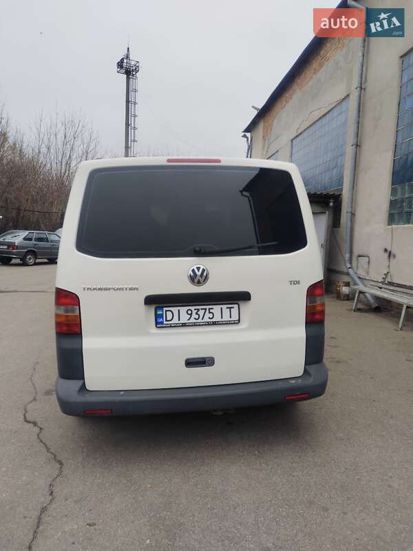 Минивэн Volkswagen Transporter 2006 в Киеве