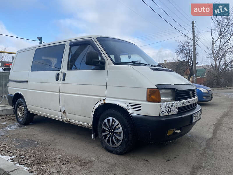 Грузопассажирский фургон Volkswagen Transporter 1999 в Буче