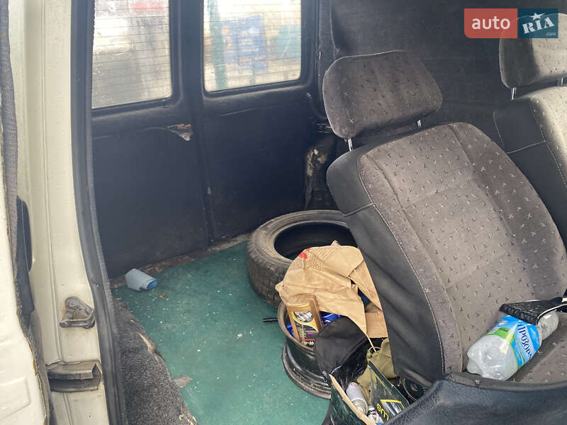 Грузопассажирский фургон Volkswagen Transporter 1999 в Буче