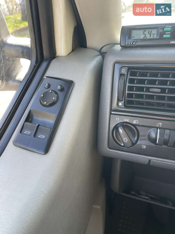 Мінівен Volkswagen Transporter 2002 в Одесі