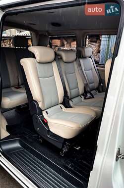 Мінівен Volkswagen Transporter 2016 в 