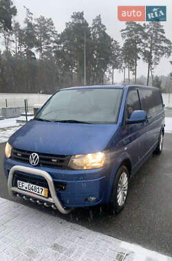 Грузопассажирский фургон Volkswagen Transporter 2010 в Броварах