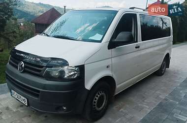 Минивэн Volkswagen Transporter 2012 в Межгорье