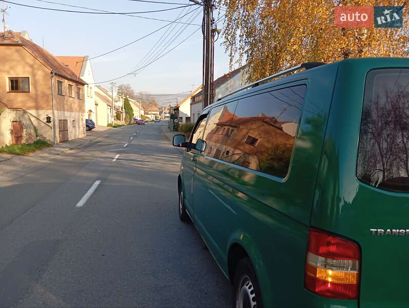 Микроавтобус Volkswagen Transporter 2005 в Полтаве