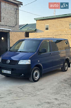 Мінівен Volkswagen Transporter 2006 в Новояворівську