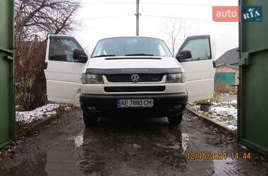 Минивэн Volkswagen Transporter 2000 в 