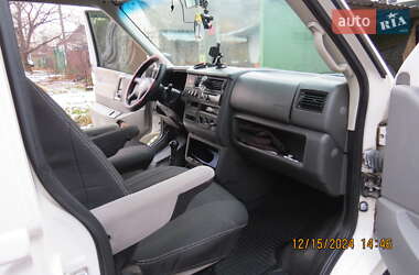 Минивэн Volkswagen Transporter 2000 в 
