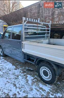 Грузопассажирский фургон Volkswagen Transporter 2016 в 