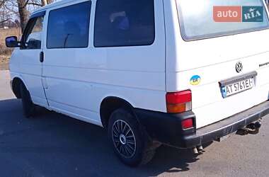 Минивэн Volkswagen Transporter 2000 в 