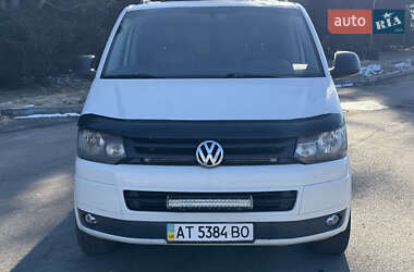 Вантажний фургон Volkswagen Transporter 2011 в Верховині