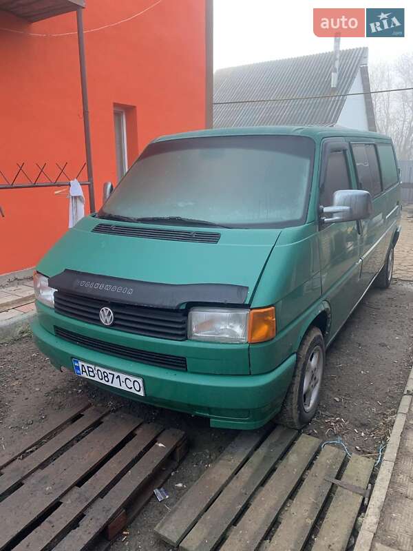 Вантажний фургон Volkswagen Transporter 1995 в Немирові