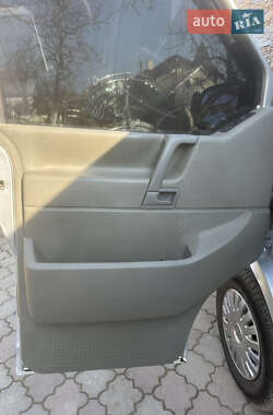 Минивэн Volkswagen Transporter 2003 в 
