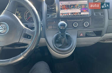 Вантажопасажирський фургон Volkswagen Transporter 2010 в Дніпрі