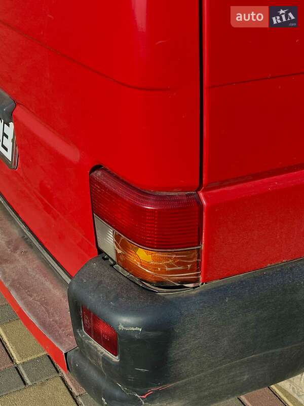 Минивэн Volkswagen Transporter 1999 в Гайсине