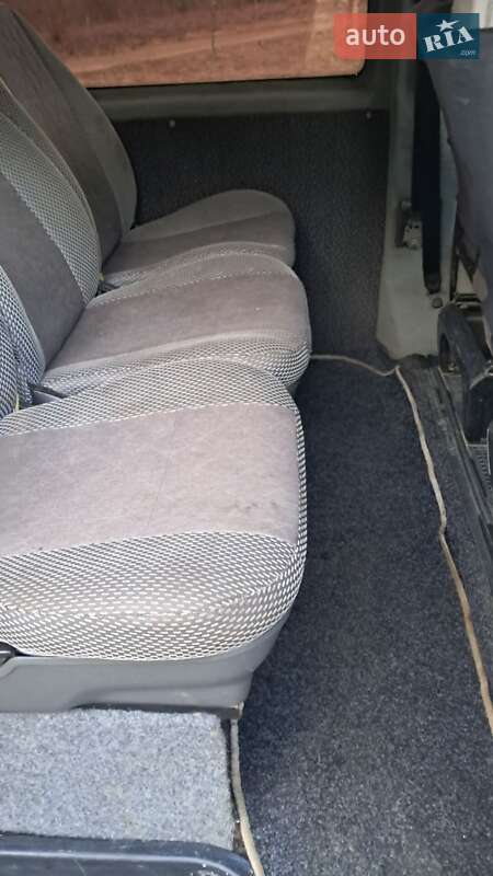 Мінівен Volkswagen Transporter 2001 в Косові