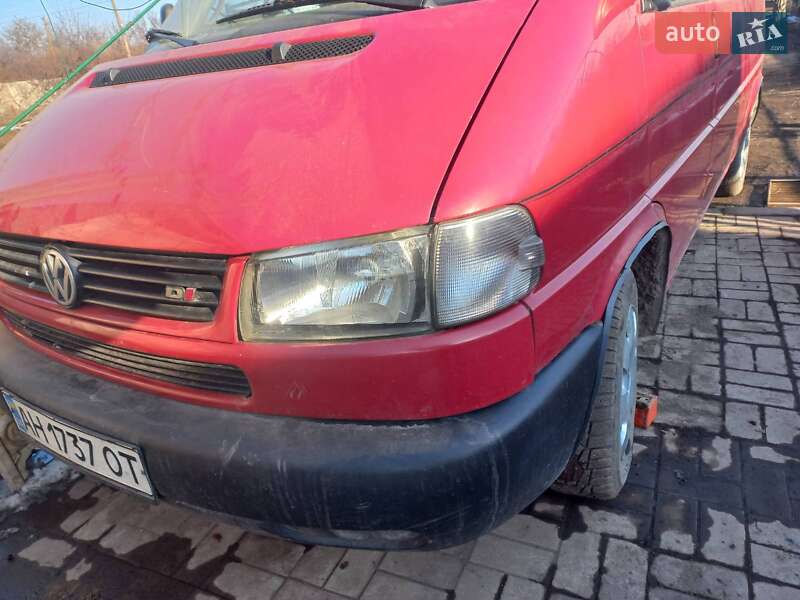 Минивэн Volkswagen Transporter 2003 в Доброполье