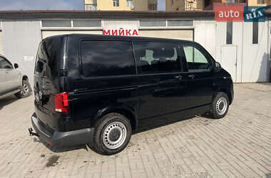 Минивэн Volkswagen Transporter 2020 в 
