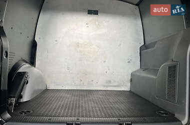 Минивэн Volkswagen Transporter 2020 в 