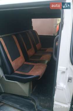 Минивэн Volkswagen Transporter 2000 в 