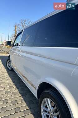 Минивэн Volkswagen Transporter 2017 в 