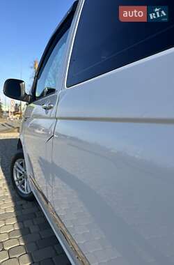 Минивэн Volkswagen Transporter 2017 в 