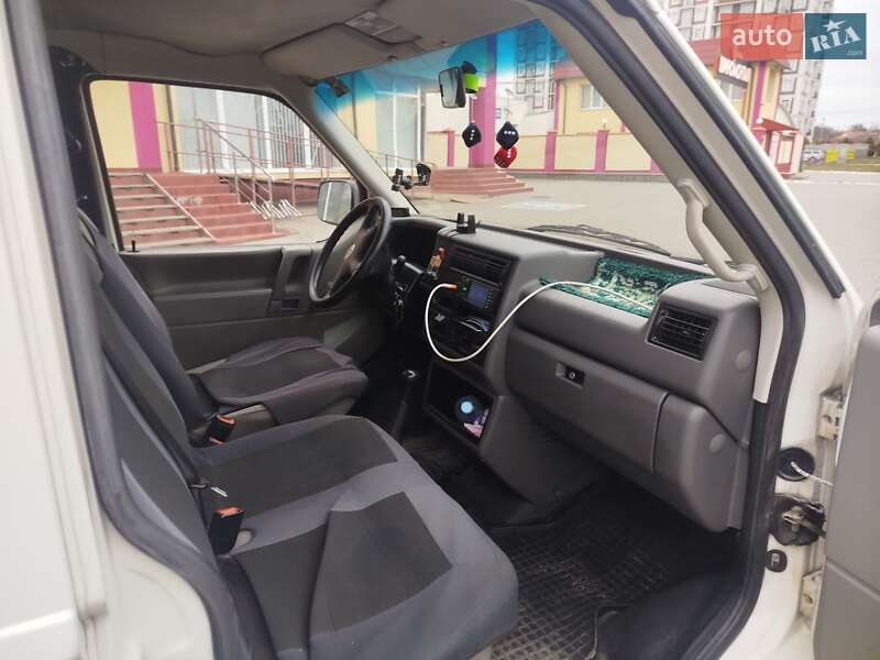 Минивэн Volkswagen Transporter 2000 в Луцке
