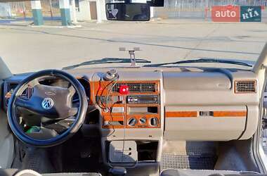 Минивэн Volkswagen Transporter 2002 в 
