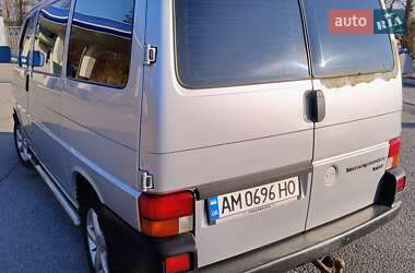 Минивэн Volkswagen Transporter 2002 в 