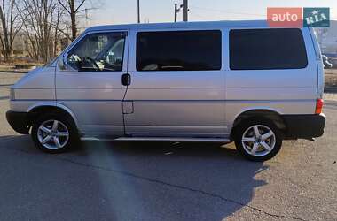 Минивэн Volkswagen Transporter 2002 в 