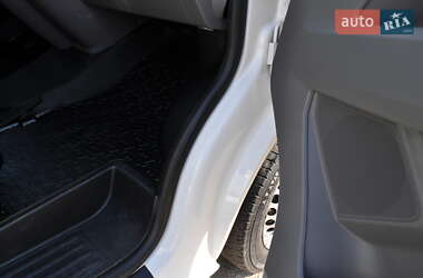 Грузовой фургон Volkswagen Transporter 2020 в 