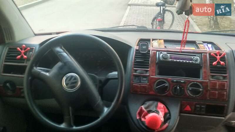 Минивэн Volkswagen Transporter 2003 в Ивано-Франковске