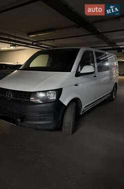 Минивэн Volkswagen Transporter 2017 в Киеве