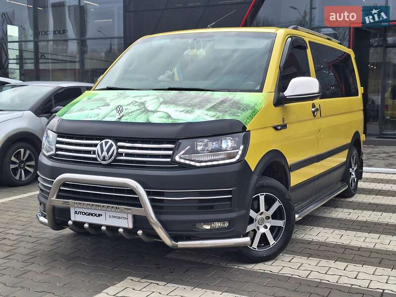 Минивэн Volkswagen Transporter 2016 в 