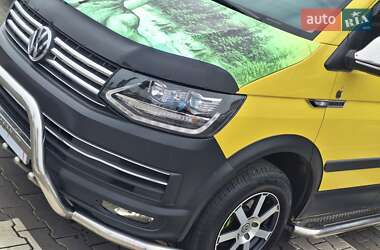 Минивэн Volkswagen Transporter 2016 в 