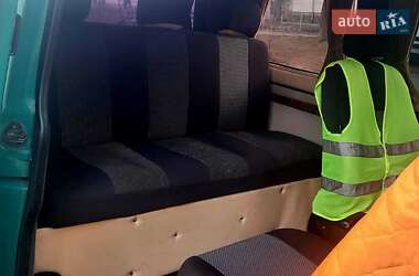 Мінівен Volkswagen Transporter 2004 в 