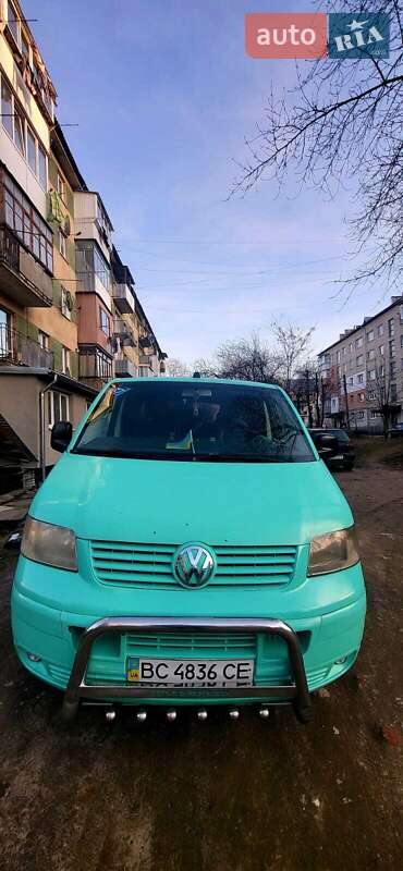 Минивэн Volkswagen Transporter 2004 в Николаеве