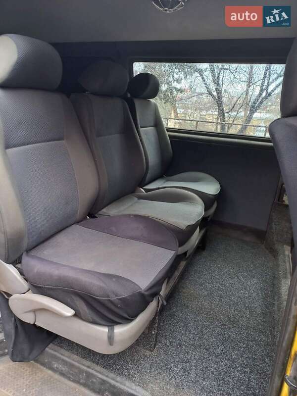 Минивэн Volkswagen Transporter 2001 в Львове