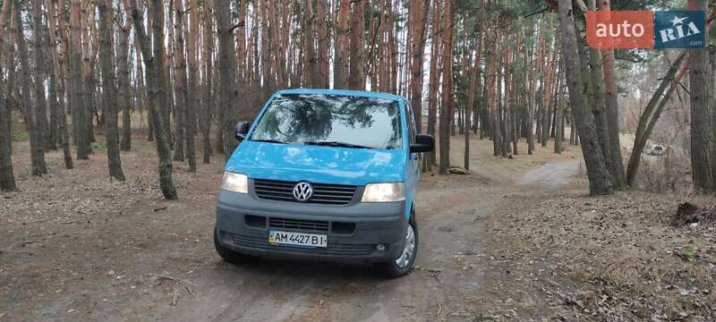 Мінівен Volkswagen Transporter 2004 в Коростені