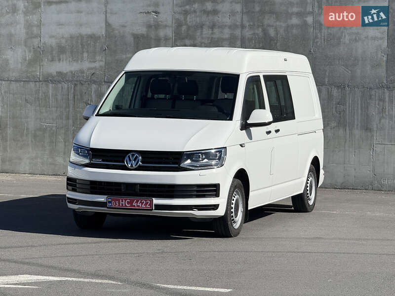 Грузовой фургон Volkswagen Transporter 2017 в Тячеве