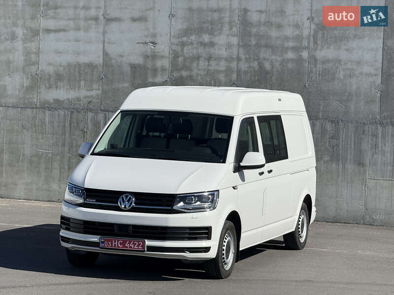 Грузовой фургон Volkswagen Transporter 2017 в Тячеве